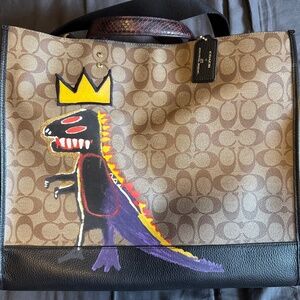Coach Dempsey 40 Basquiat C5659